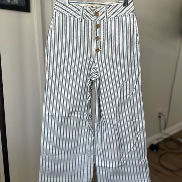 Emmett Wide-Leg Crop Pants in Stripe: Button-Front Edition - Picture 1 of 6